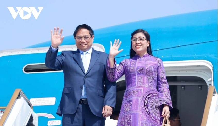 PM Chinh and his spouse begin visit to Saudi Arabia